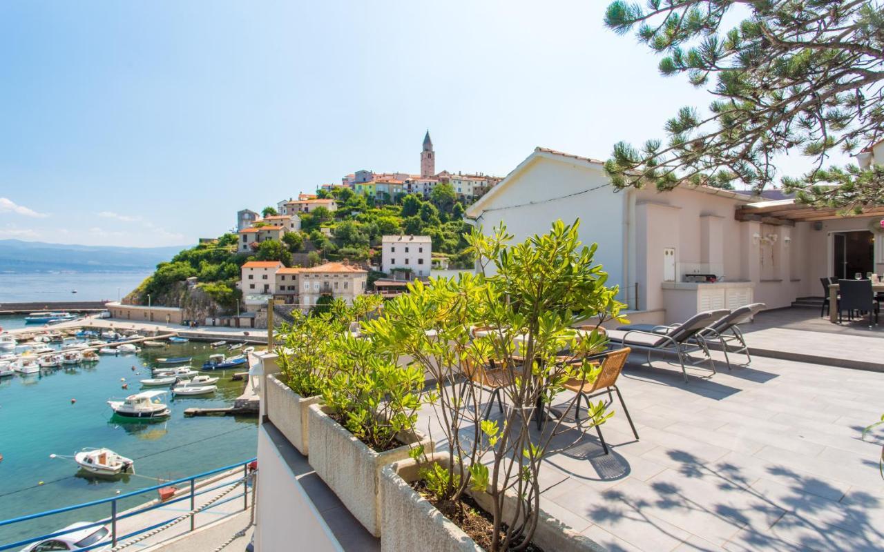 Seafront Apartment With Amazing Seaview 비르브닉 외부 사진